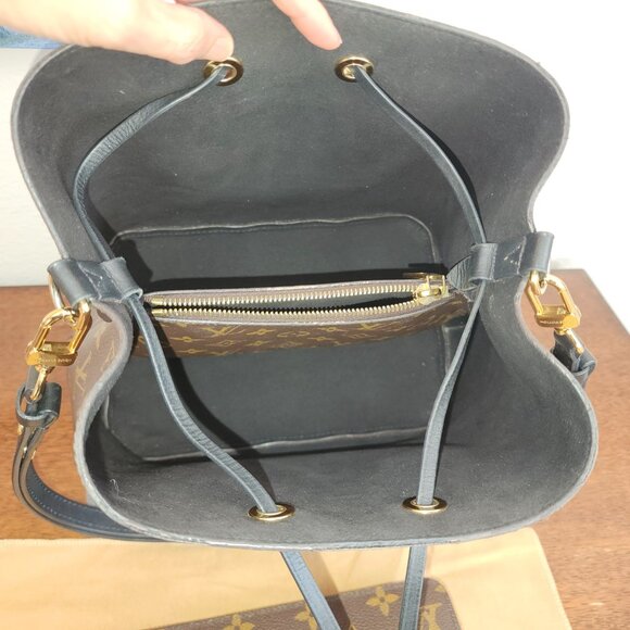 Louis Vuitton Neo Noe MM - Picture 11 of 14